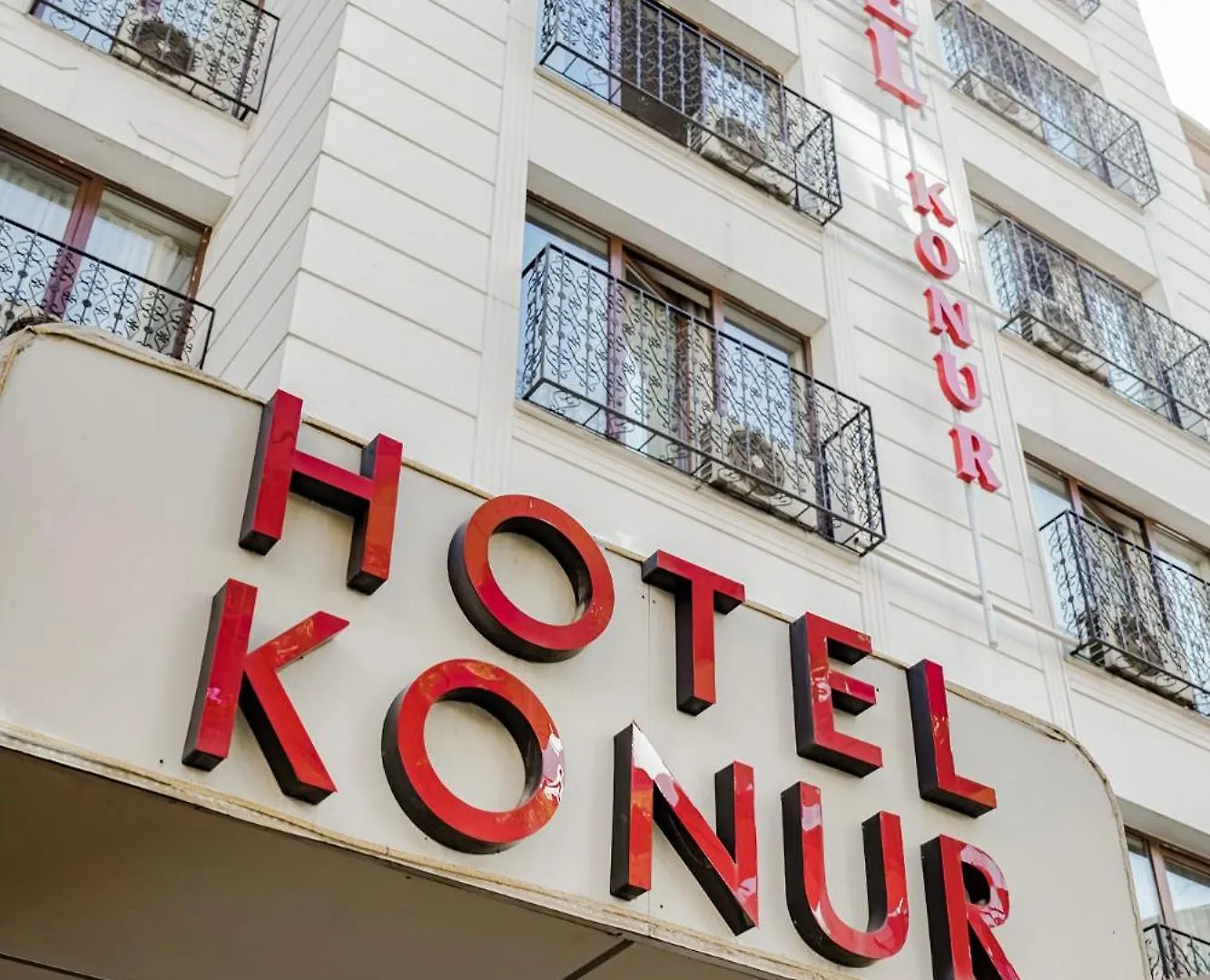 Konur Hotel contacts